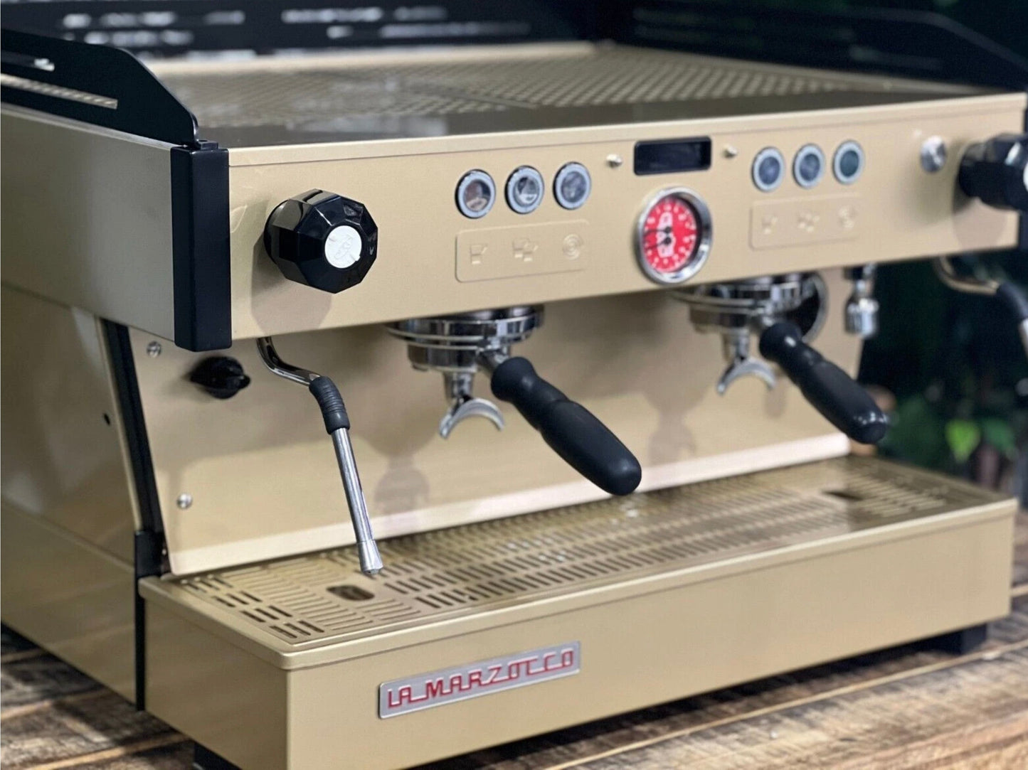 La Marzocco Linea PB AV-2 Grupos Crema y Oro - Reacondicionada