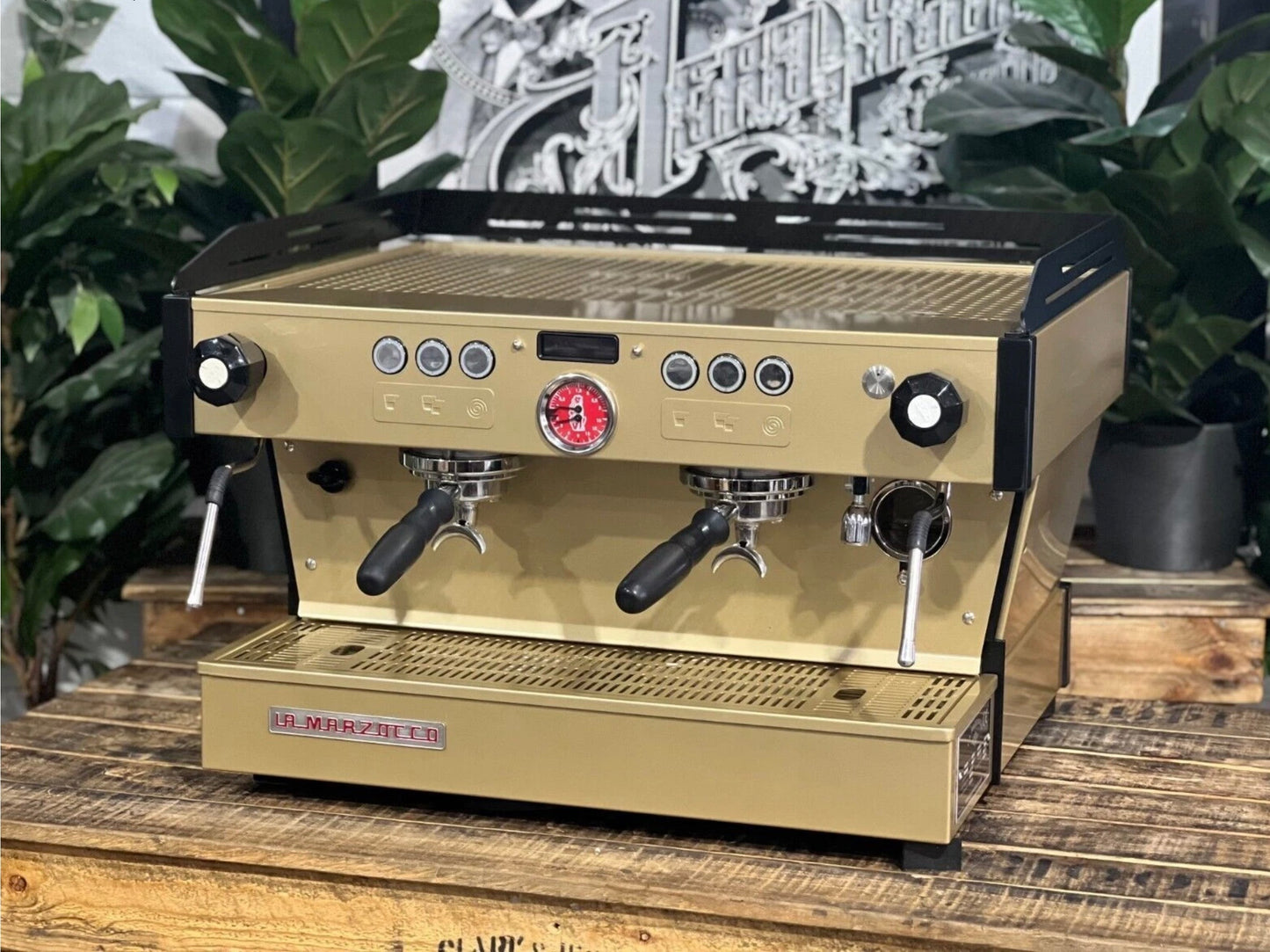 La Marzocco Linea PB AV-2 Grupos Crema y Oro - Reacondicionada