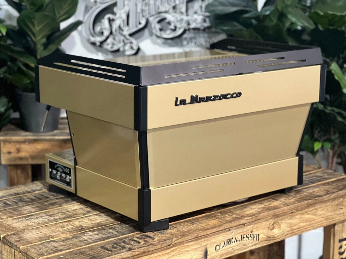 La Marzocco Linea PB AV-2 Grupos Crema y Oro - Reacondicionada