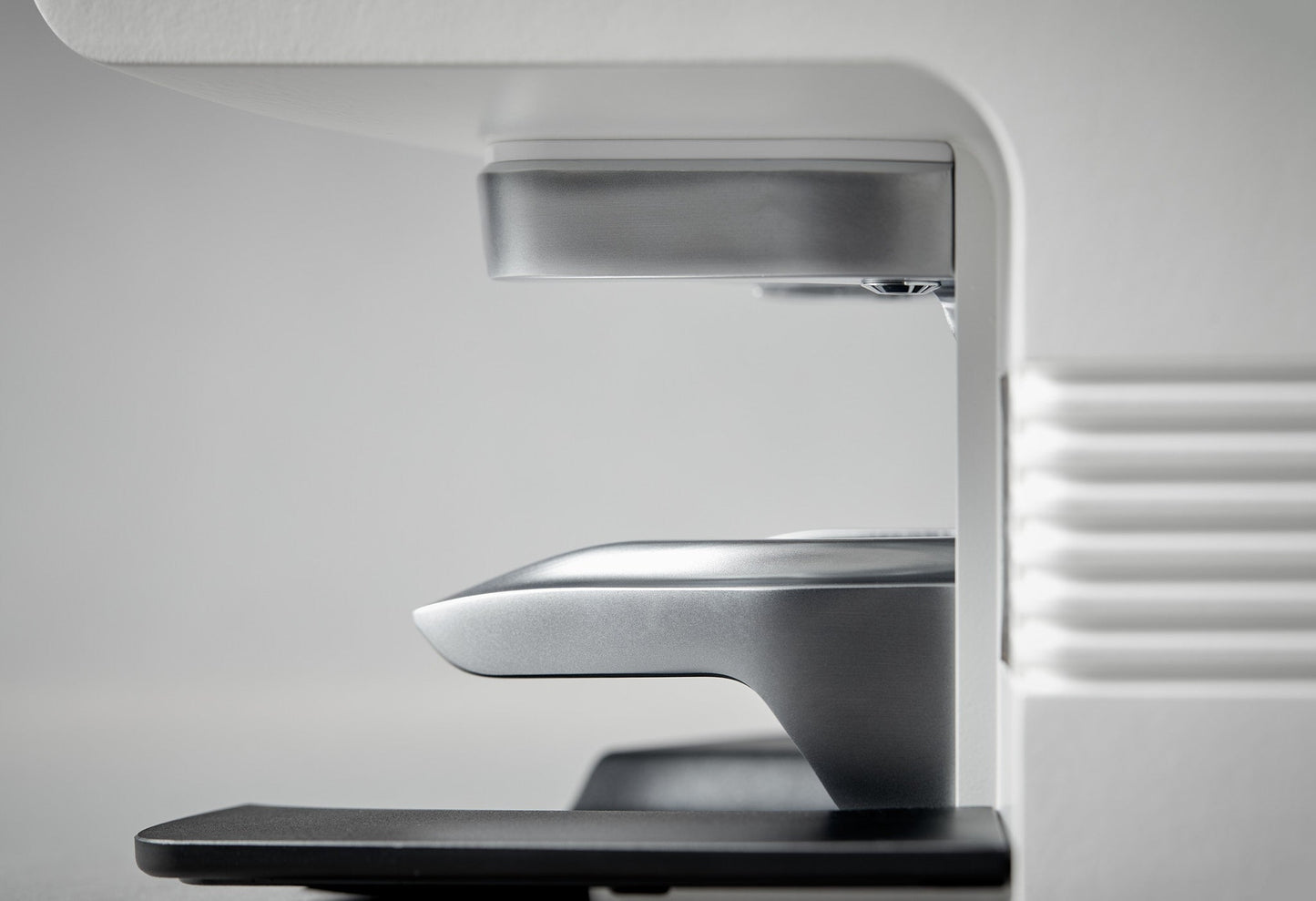 Detalle del área de tampeo del PUQ Press M6 blanco