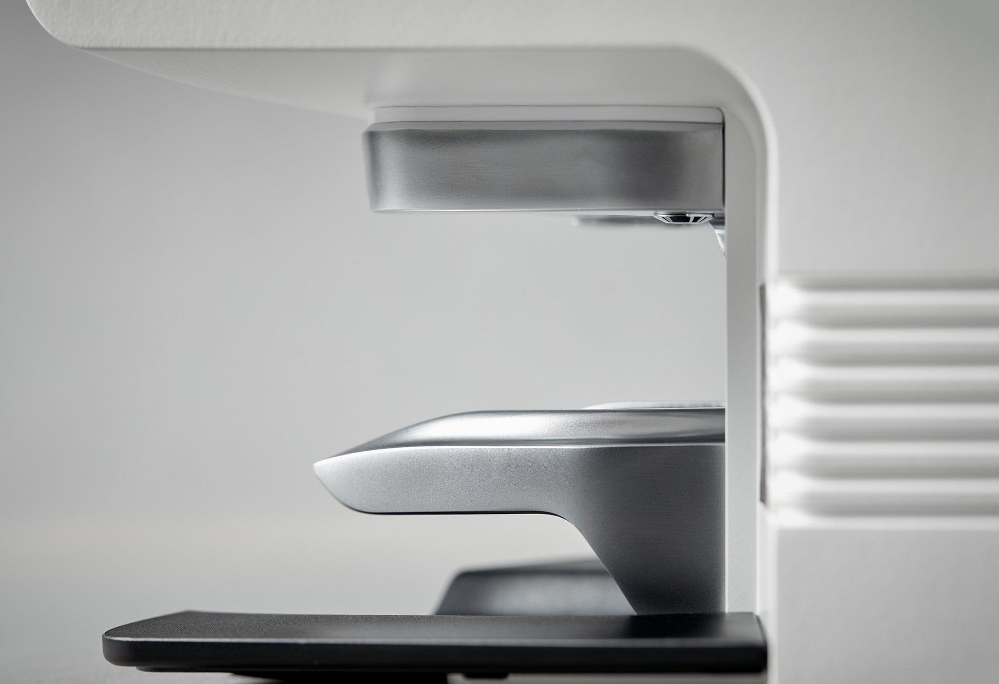 Detalle del área de tampeo del PUQ Press M6 blanco